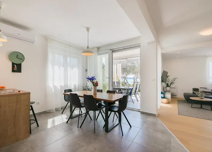 Karma 52 Вилла Задар