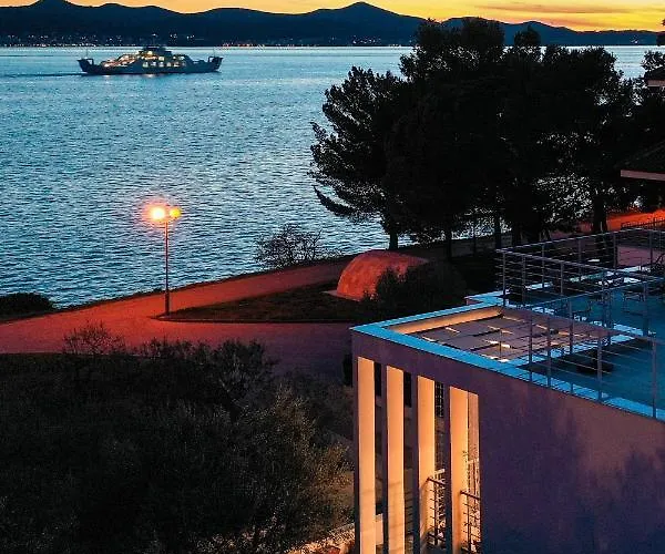 Karma 52 Villa *
