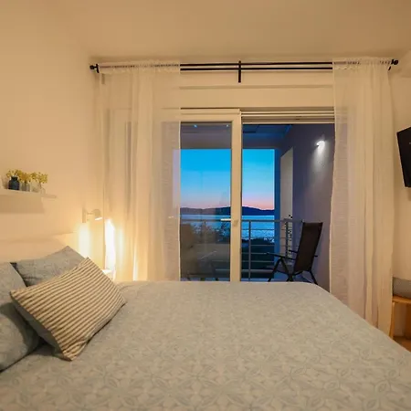 Karma 52 Villa Zára