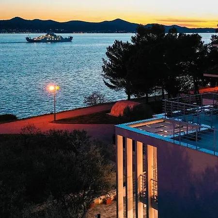 Karma 52 Villa *