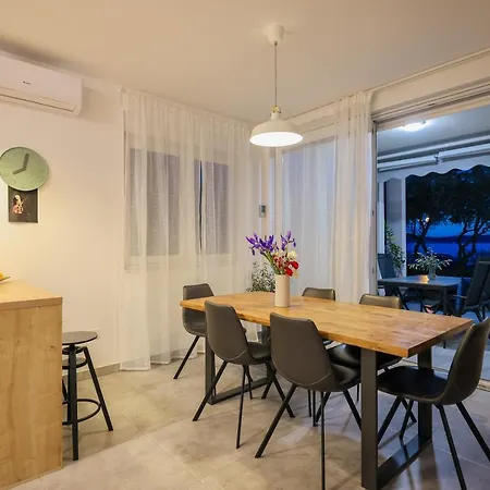 Villa Karma 52 *
