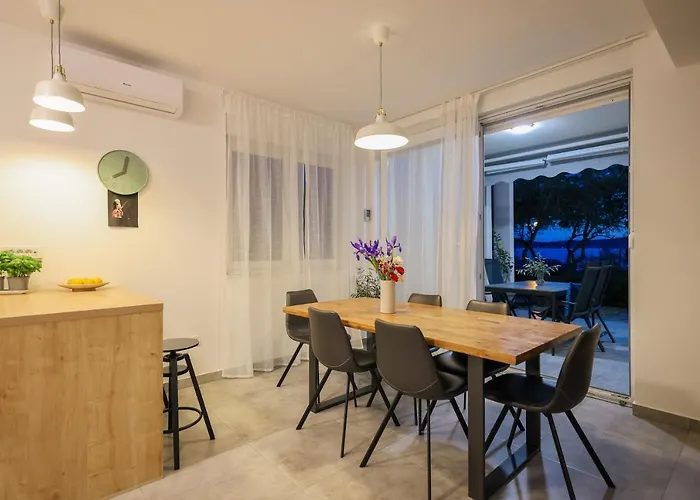 Villa Karma 52 *